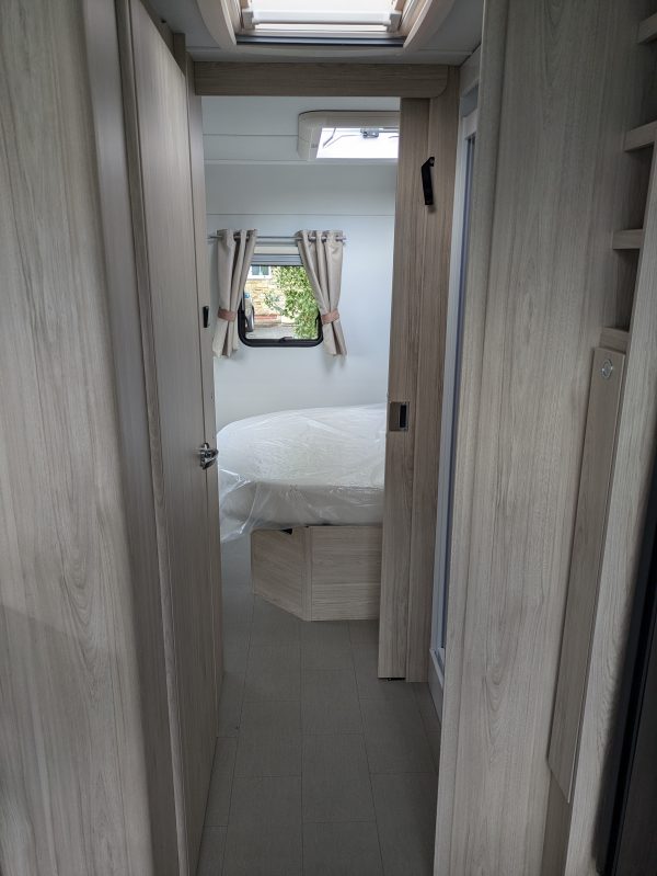 Elddis Avante 860. New 2025 model - Image 12