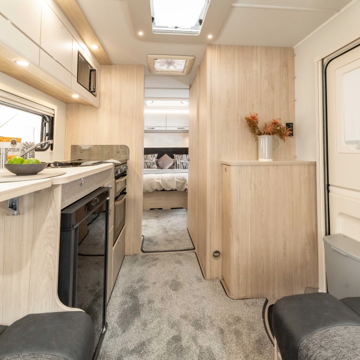 Elddis Avante Apex 550 2026 - Image 7