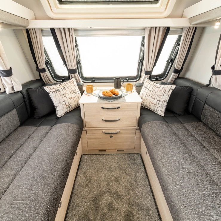 Elddis Avante Apex 550 2026 - Image 4