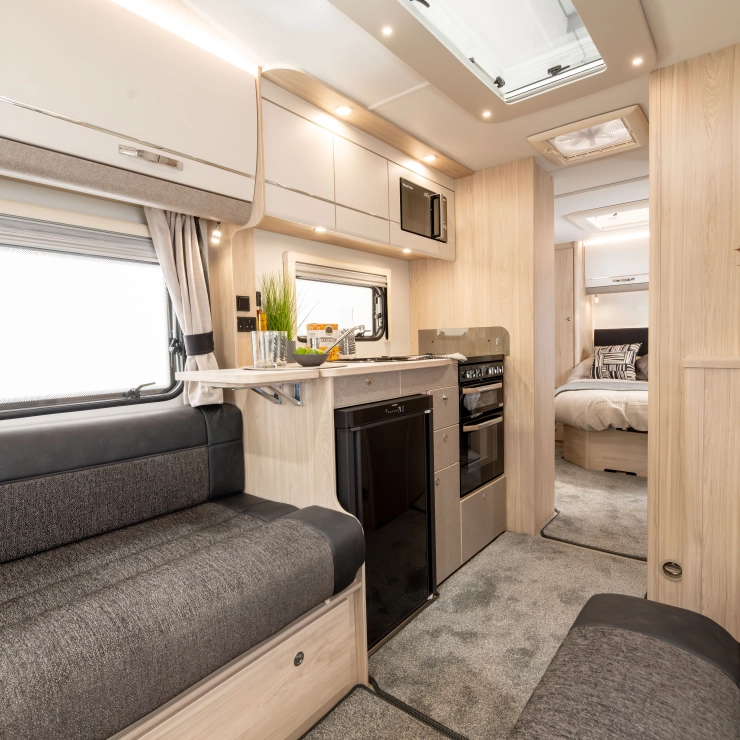 Elddis Avante Apex 550 2026 - Image 5