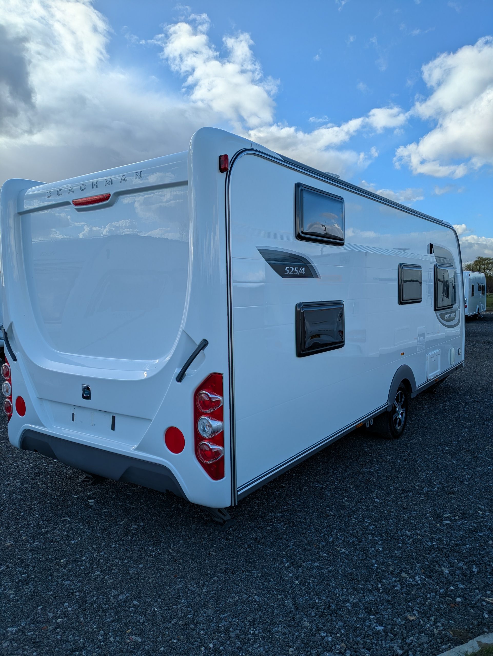 Coachman Pastiche 525/4 - Image 4