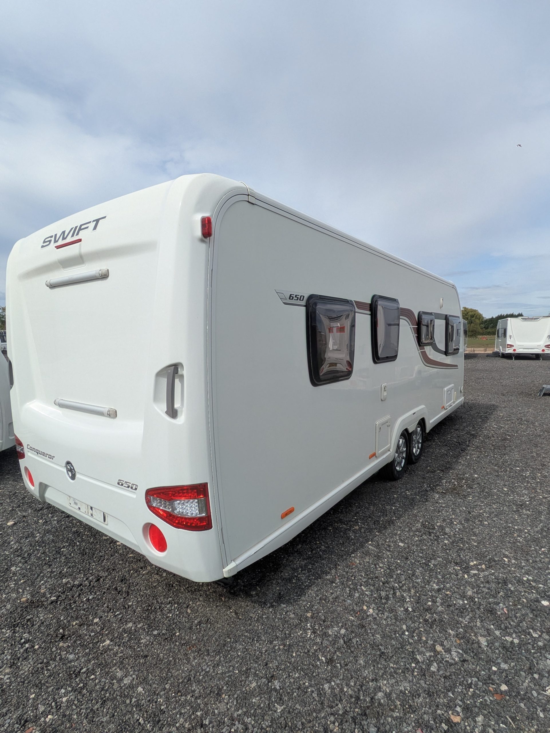 Swift Conqueror 650 - Image 3