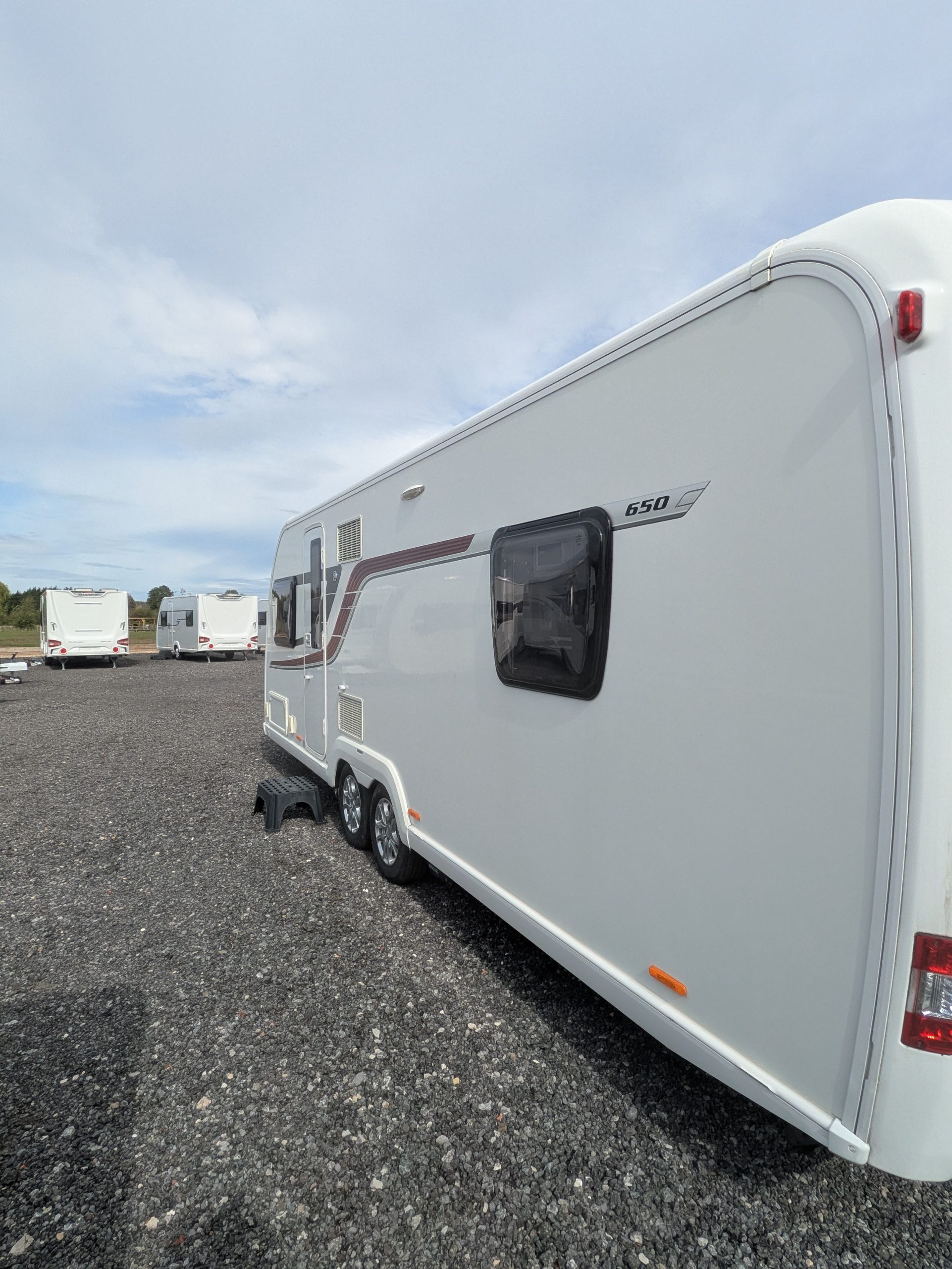 Swift Conqueror 650 - Image 4