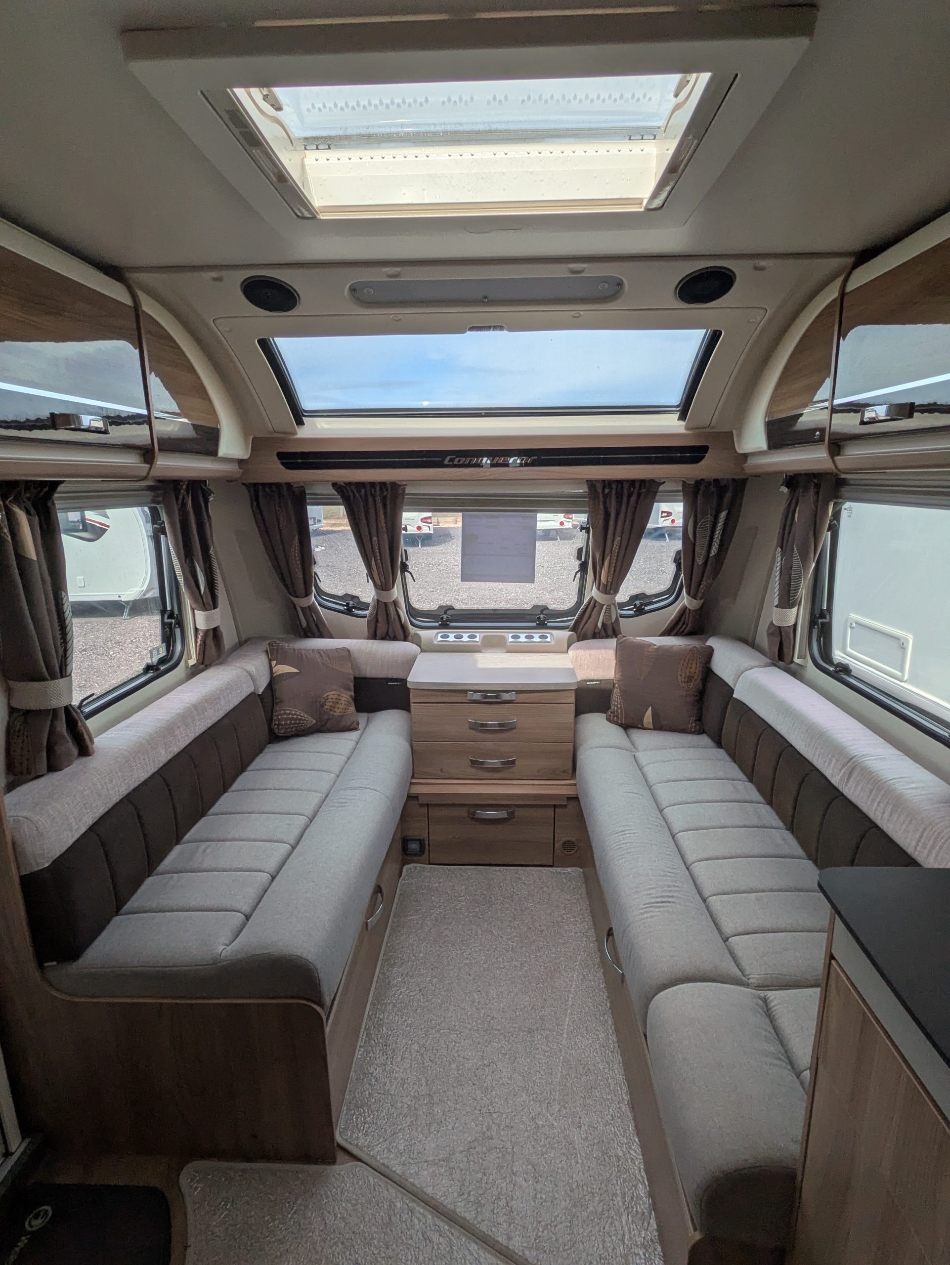 Swift Conqueror 650 - Image 5