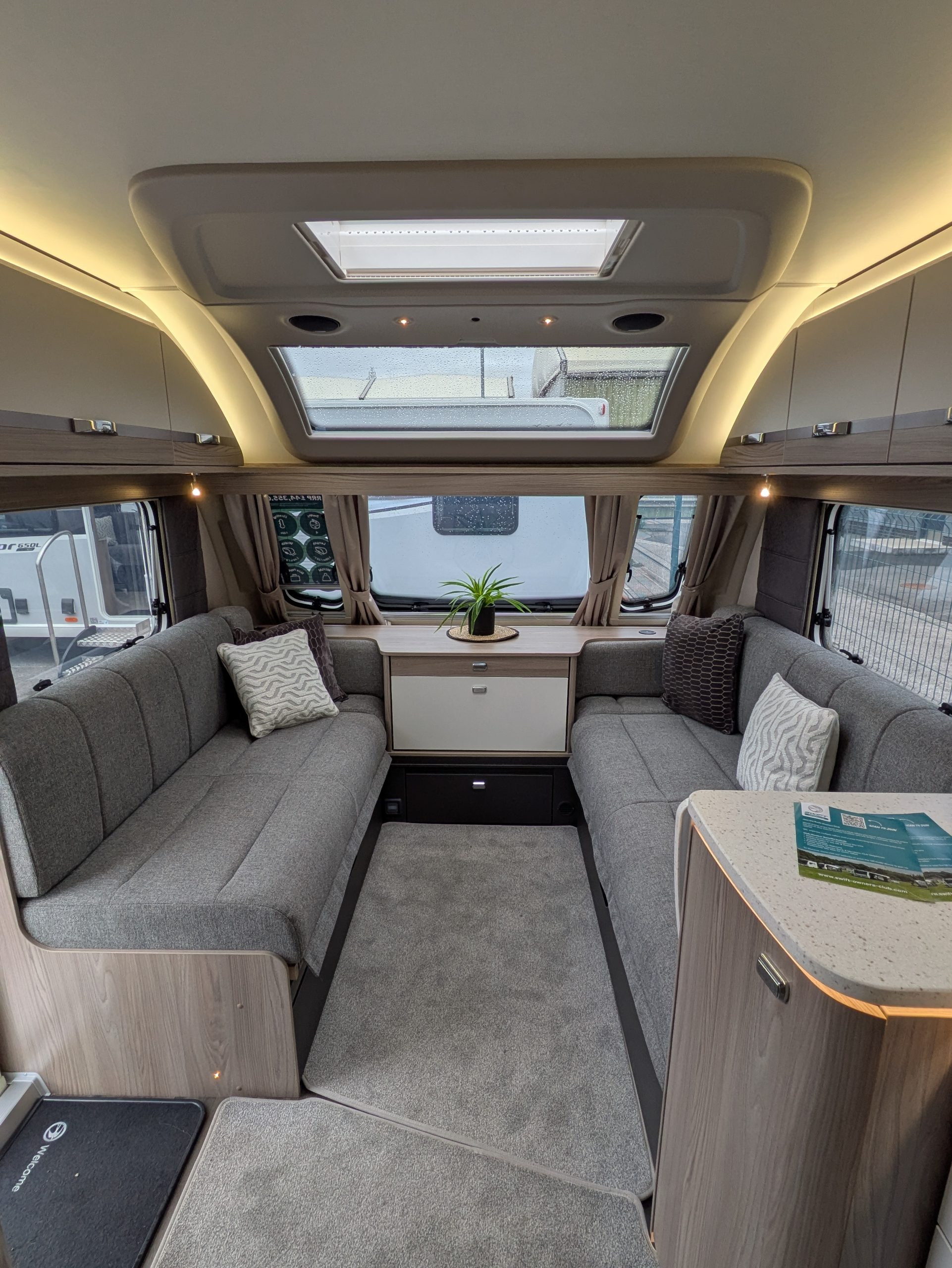 Swift Conqueror 645 Grande 2027 Model **Due in shortly** - Image 7