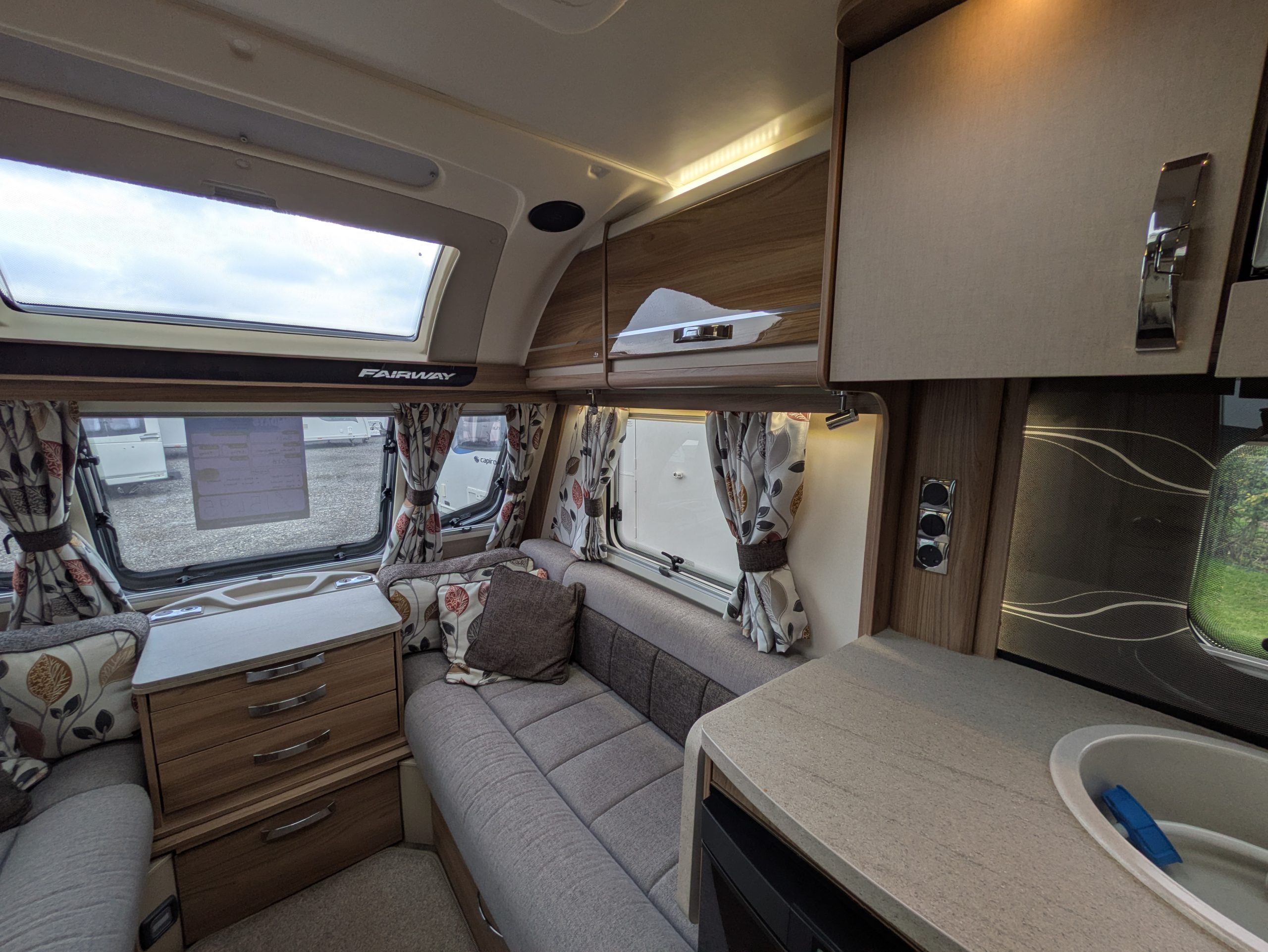 Swift Fairway 565 Platinum Edition - Image 6