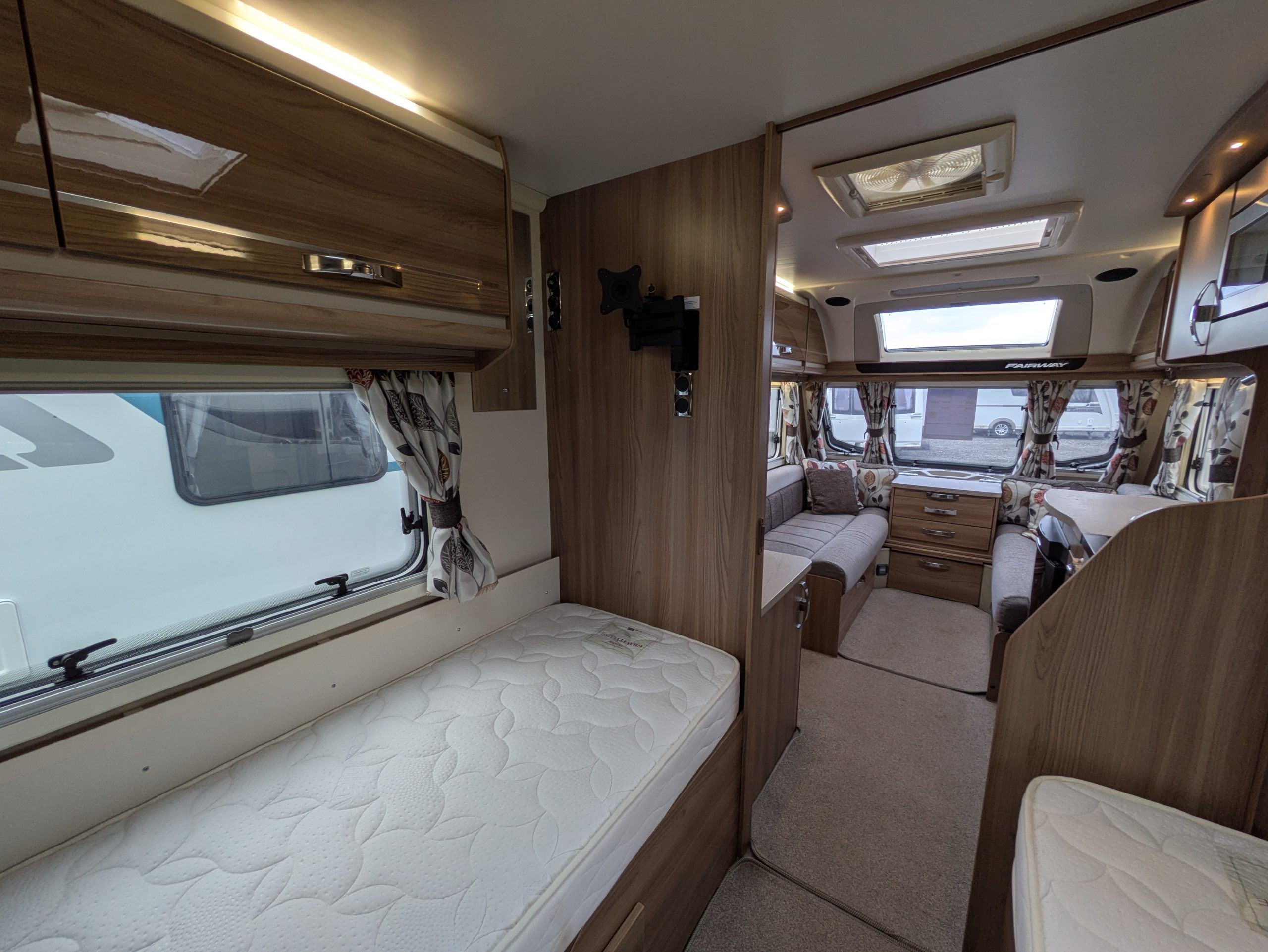 Swift Fairway 565 Platinum Edition - Image 12